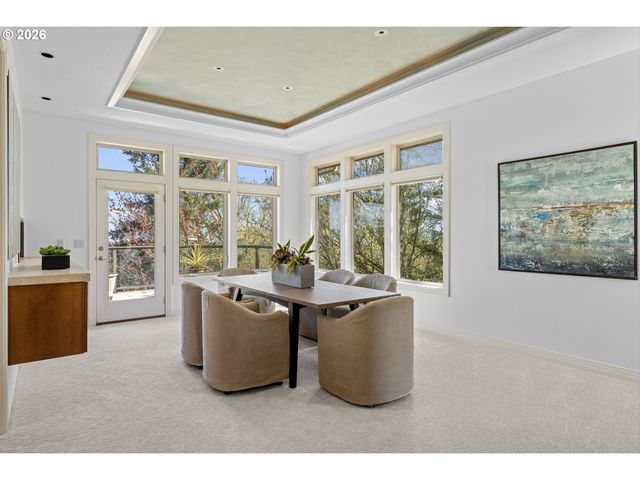 57 HIDALGO St, Lake Oswego, OR 97035