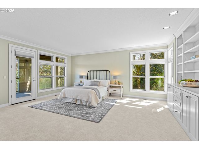 57 HIDALGO St, Lake Oswego, OR 97035