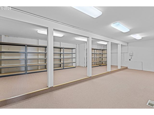 57 HIDALGO St, Lake Oswego, OR 97035