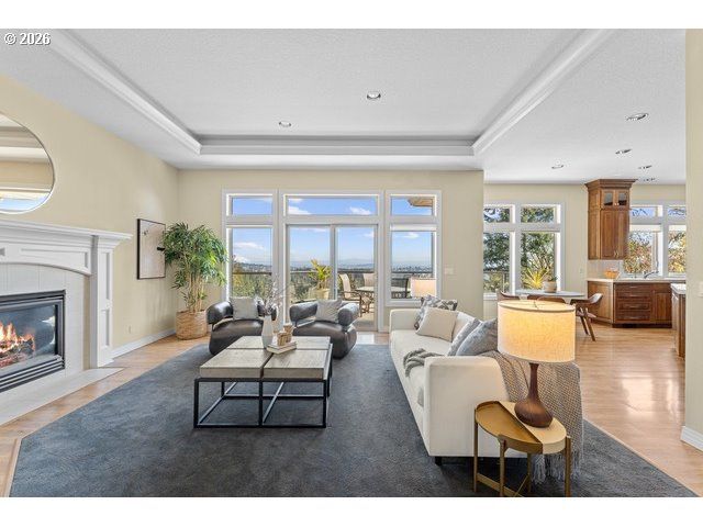 57 HIDALGO St, Lake Oswego, OR 97035