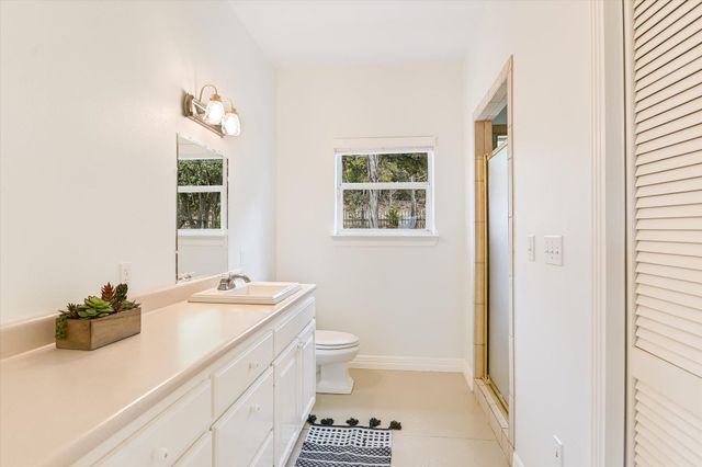 816 BUTTERCUP LN, Wimberley, TX 78676