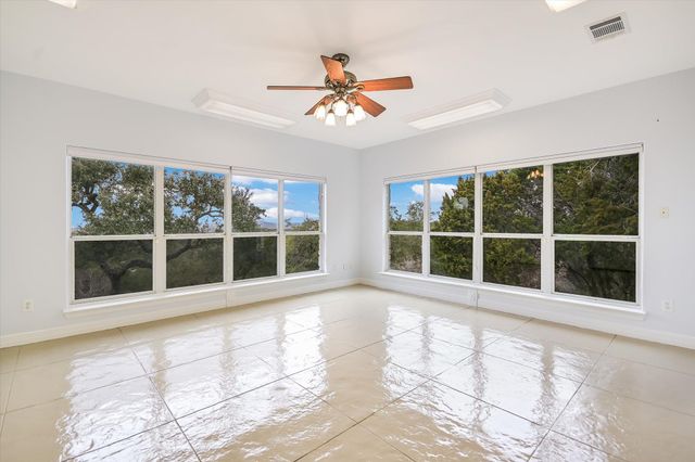 816 BUTTERCUP LN, Wimberley, TX 78676