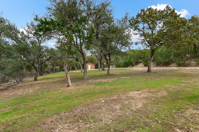 816 BUTTERCUP LN, Wimberley, TX 78676