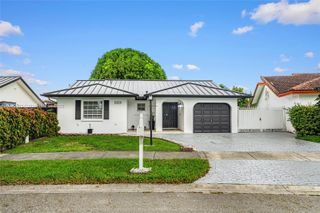 14319 SW 100th Ln, Miami, FL 33186