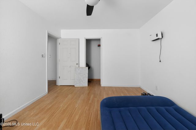 238 S Denver Street, Jackson, MS 39209