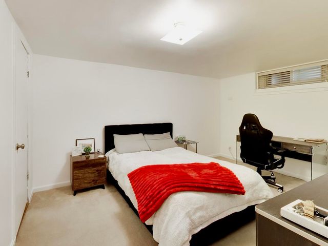 8547 W Saint Joseph Avenue, Chicago, IL 60656