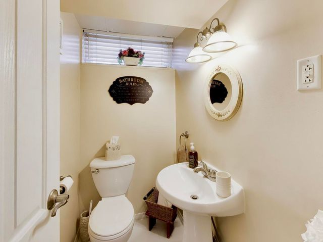 8547 W Saint Joseph Avenue, Chicago, IL 60656