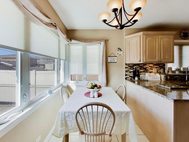 8547 W Saint Joseph Avenue, Chicago, IL 60656