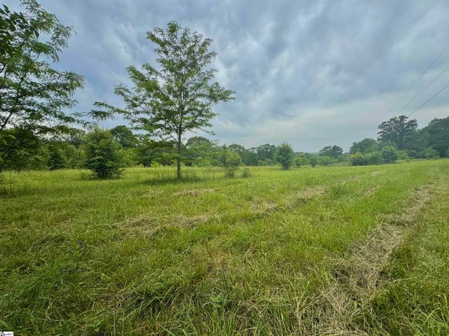 154 Farmers Hill Road, Liberty, SC 29657