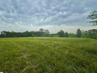 154 Farmers Hill Road, Liberty, SC 29657