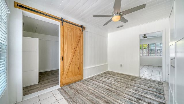 1903 OAK STREET, Sarasota, FL 34236