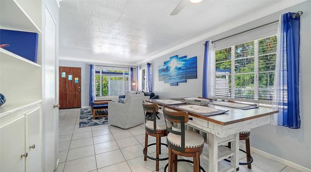 1903 OAK STREET, Sarasota, FL 34236