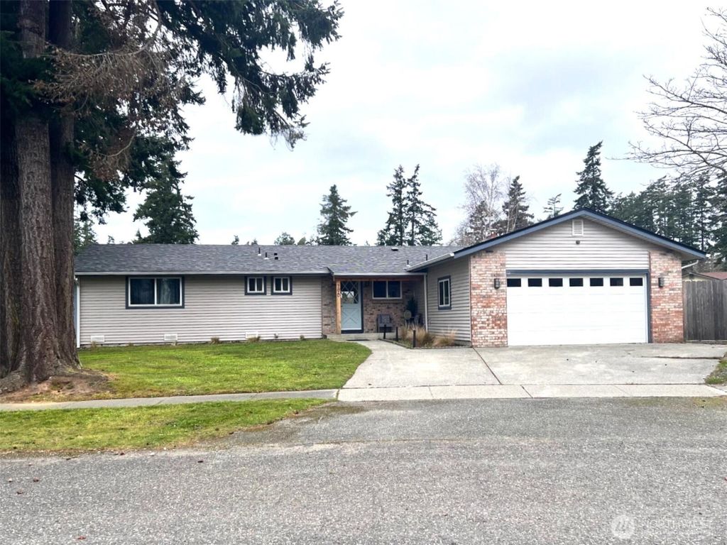 790 NW Dory Drive, Oak Harbor, WA 98277