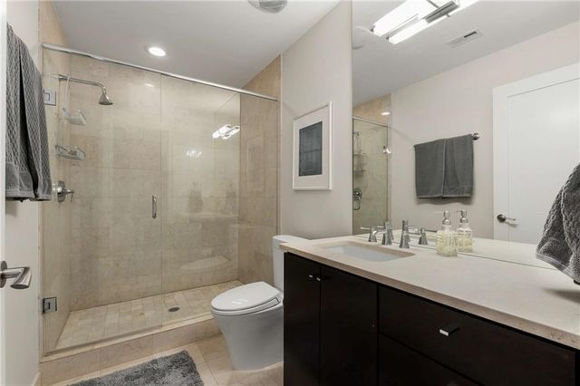 3325 PIEDMONT Road NE 2006, Atlanta, GA 30305