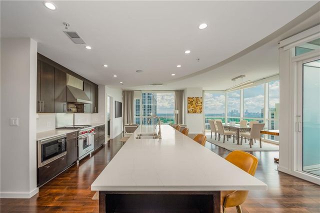 3325 PIEDMONT Road NE 2006, Atlanta, GA 30305