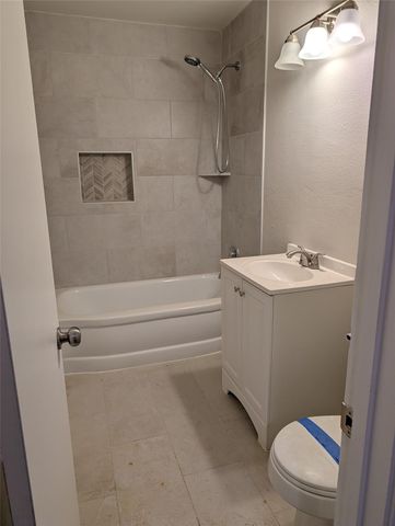 6709 Cotton Drive, Houston, TX 77092