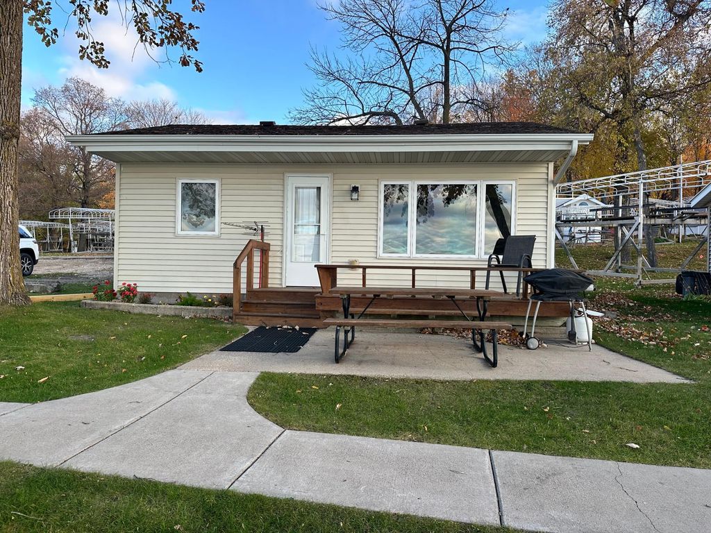 2481 N Lake Miltona Drive NE 23, Miltona, MN 56354 — exterior