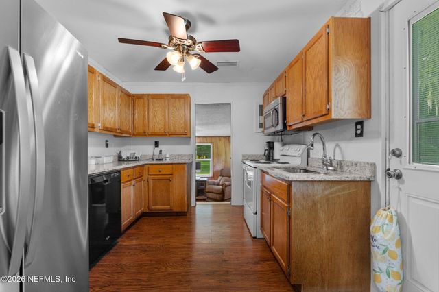 1727 ELSIE Street, Green Cove Springs, FL 32043
