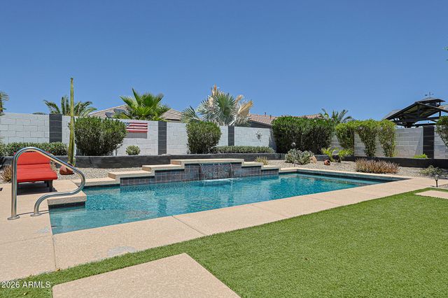 18140 W BUCKHORN Drive, Goodyear, AZ 85338