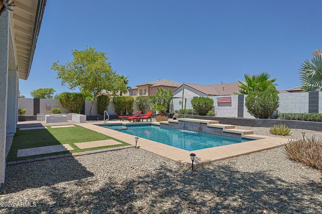 18140 W BUCKHORN Drive, Goodyear, AZ 85338
