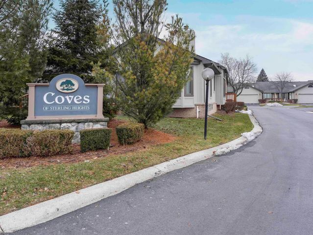 33882 Lakewood Drive, Sterling Heights, MI 48312