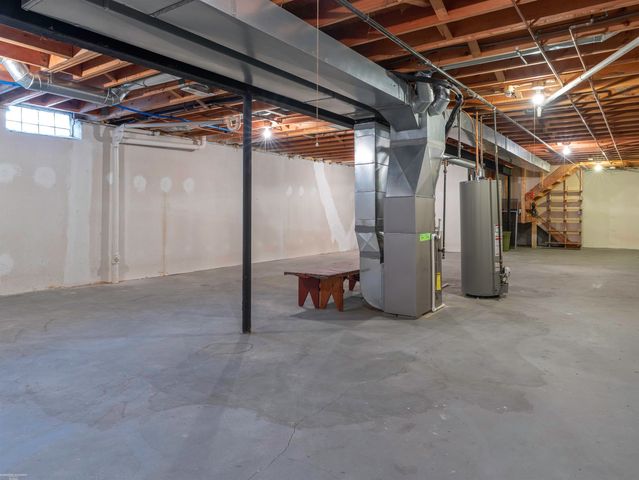 33882 Lakewood Drive, Sterling Heights, MI 48312