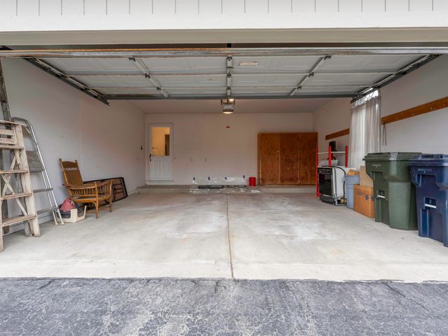 33882 Lakewood Drive, Sterling Heights, MI 48312