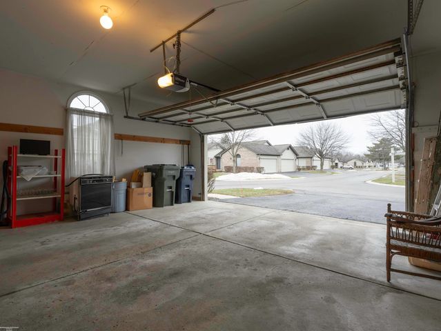 33882 Lakewood Drive, Sterling Heights, MI 48312