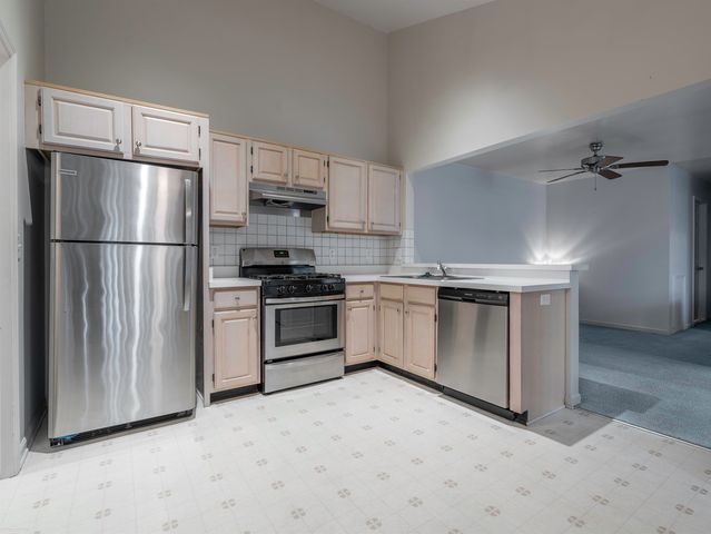 33882 Lakewood Drive, Sterling Heights, MI 48312