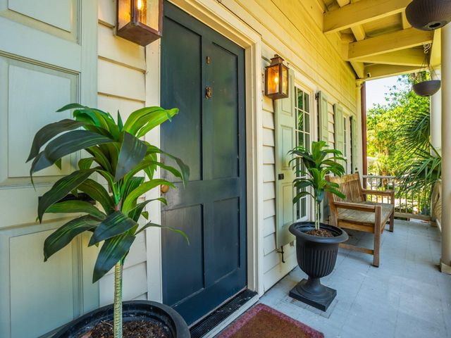 6 Catfiddle Street, Charleston, SC 29403