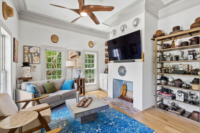 6 Catfiddle Street, Charleston, SC 29403