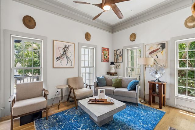 6 Catfiddle Street, Charleston, SC 29403
