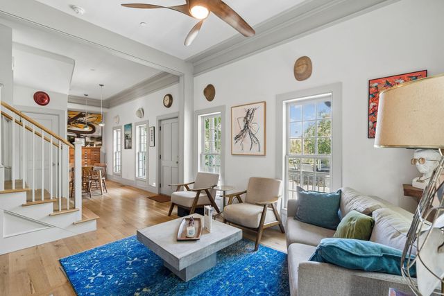 6 Catfiddle Street, Charleston, SC 29403