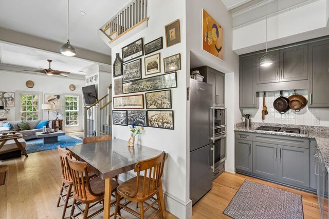 6 Catfiddle Street, Charleston, SC 29403
