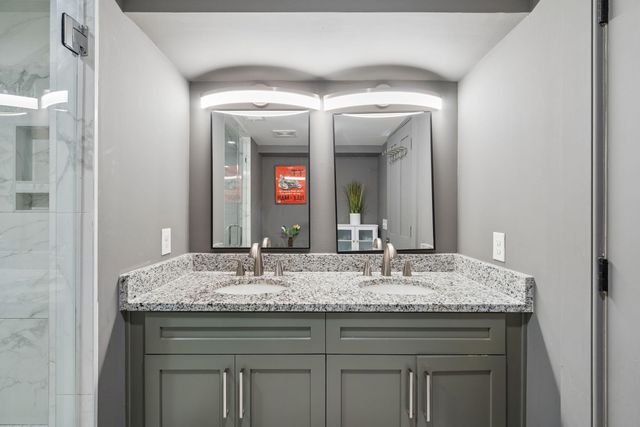 6 Catfiddle Street, Charleston, SC 29403