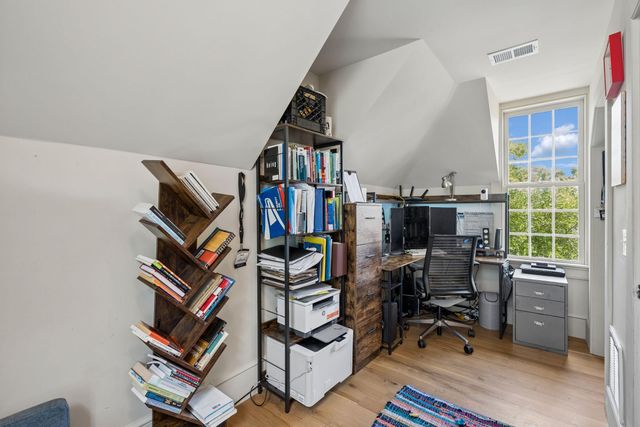 6 Catfiddle Street, Charleston, SC 29403