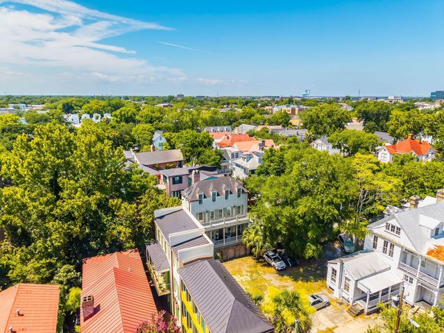 6 Catfiddle Street, Charleston, SC 29403