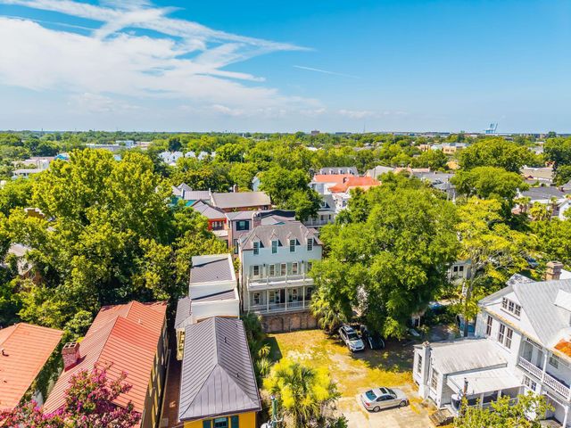 6 Catfiddle Street, Charleston, SC 29403