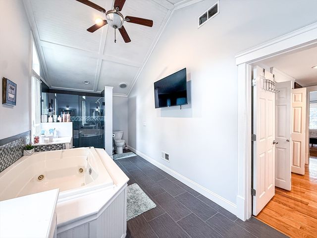 31 Jefferson Rd, Northborough, MA 01532