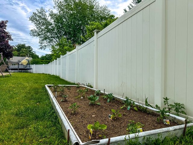 31 Jefferson Rd, Northborough, MA 01532