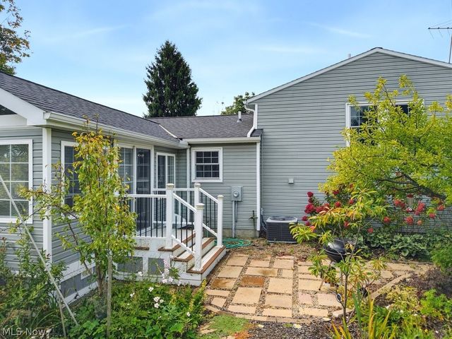 10007 Patton Street, Twinsburg, OH 44087