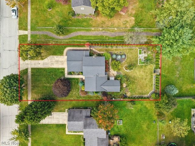 10007 Patton Street, Twinsburg, OH 44087