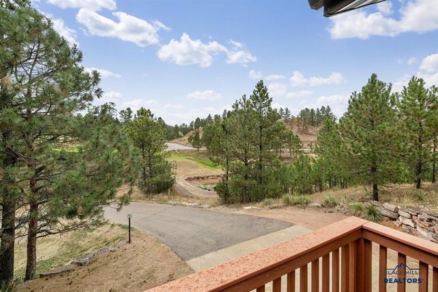 102 SANDPIPER DR, Hot Springs, SD 57747