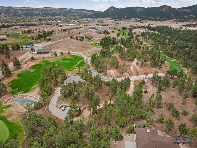 102 SANDPIPER DR, Hot Springs, SD 57747