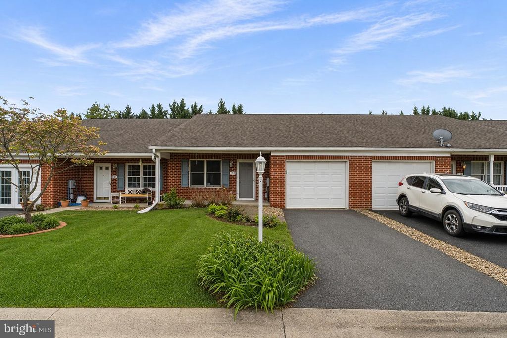 Image 1 of property listing at 731 MARATHON DR, Hagerstown, MD 21740