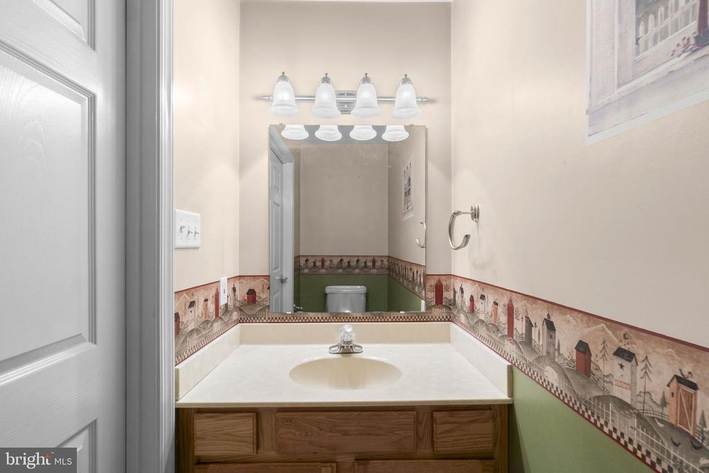 Image 13 of property listing at 731 MARATHON DR, Hagerstown, MD 21740