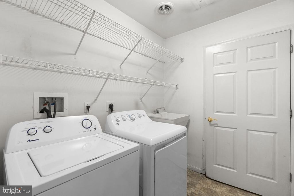 Image 14 of property listing at 731 MARATHON DR, Hagerstown, MD 21740