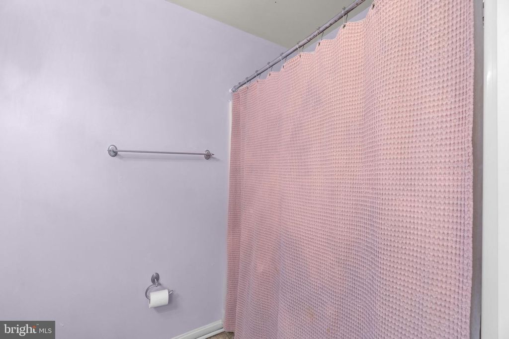 Image 20 of property listing at 731 MARATHON DR, Hagerstown, MD 21740