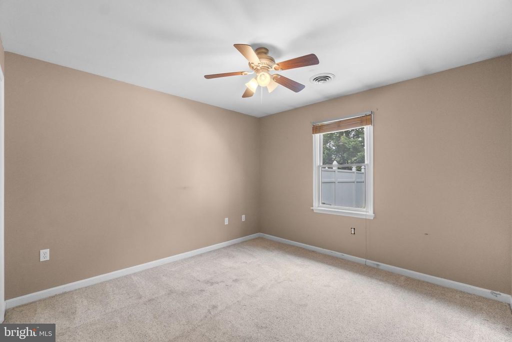 Image 21 of property listing at 731 MARATHON DR, Hagerstown, MD 21740