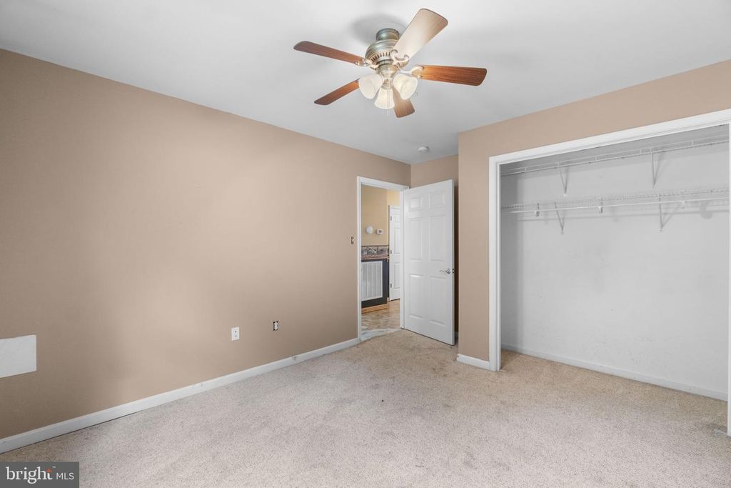 Image 23 of property listing at 731 MARATHON DR, Hagerstown, MD 21740